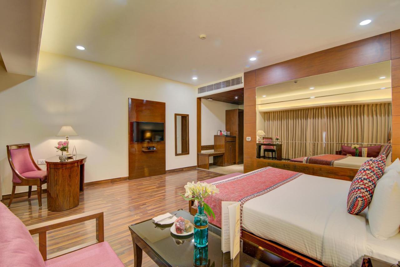 Hotel Home In By Amrik Sukhdev Sonipat Exteriér fotografie